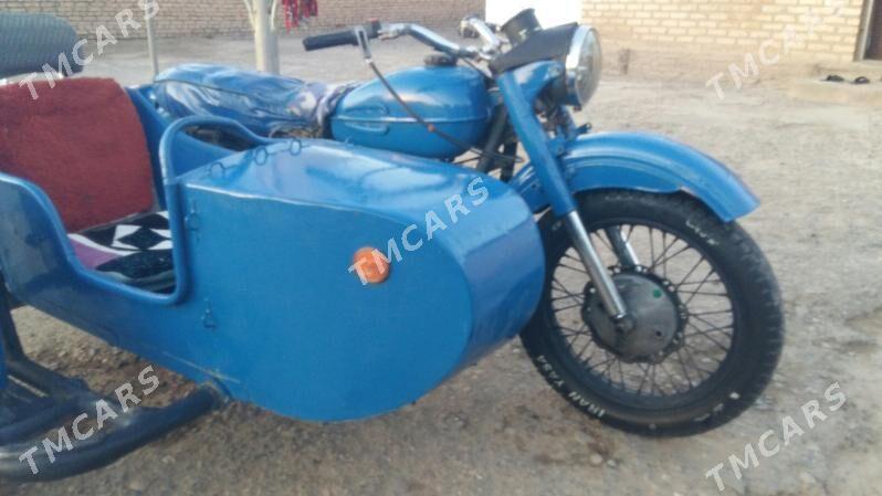 Ural 5557 2010 - 5 000 TMT - Серахс - img 2