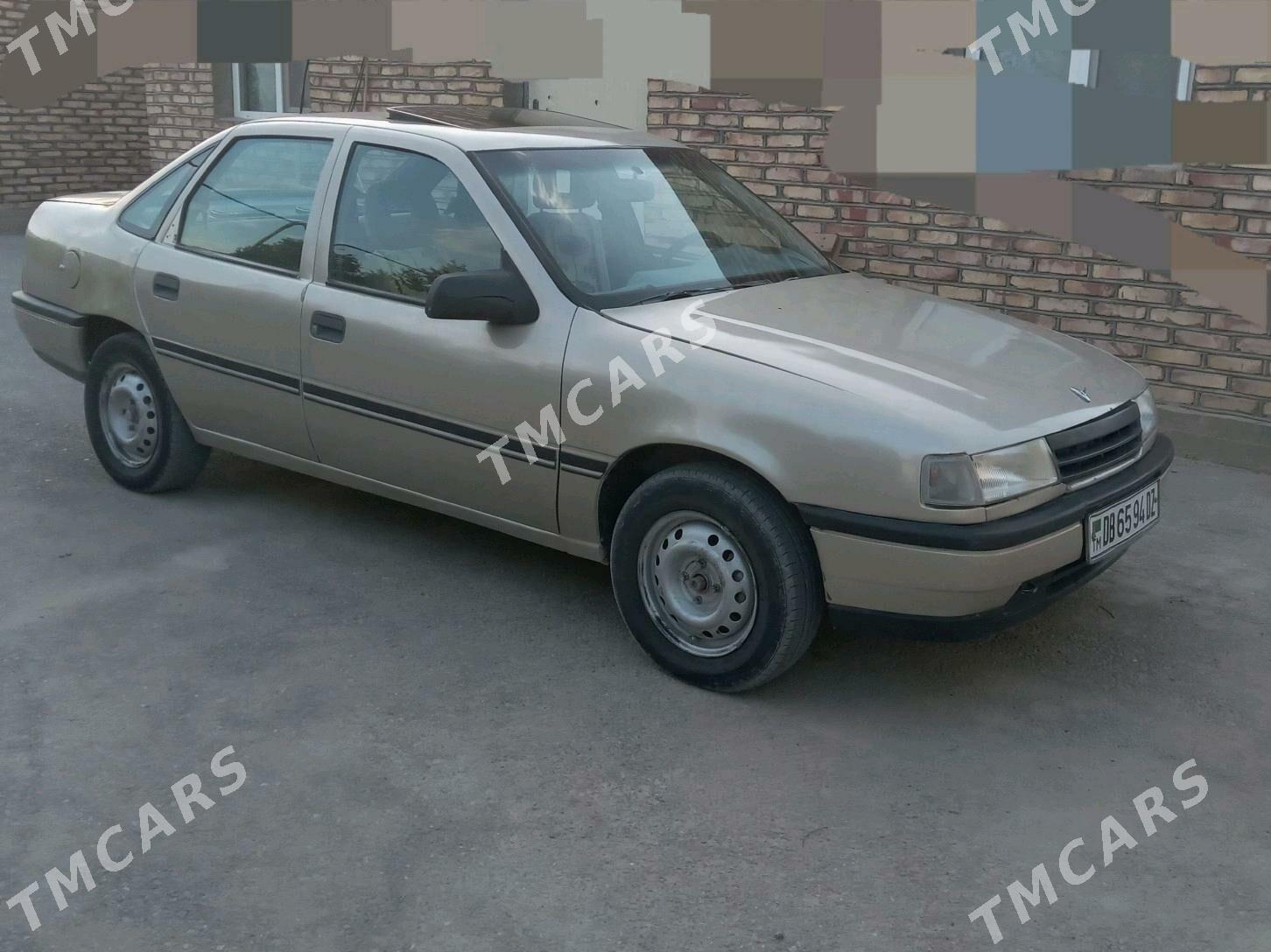 Opel Vectra 1992 - 30 000 TMT - Бахарден - img 4