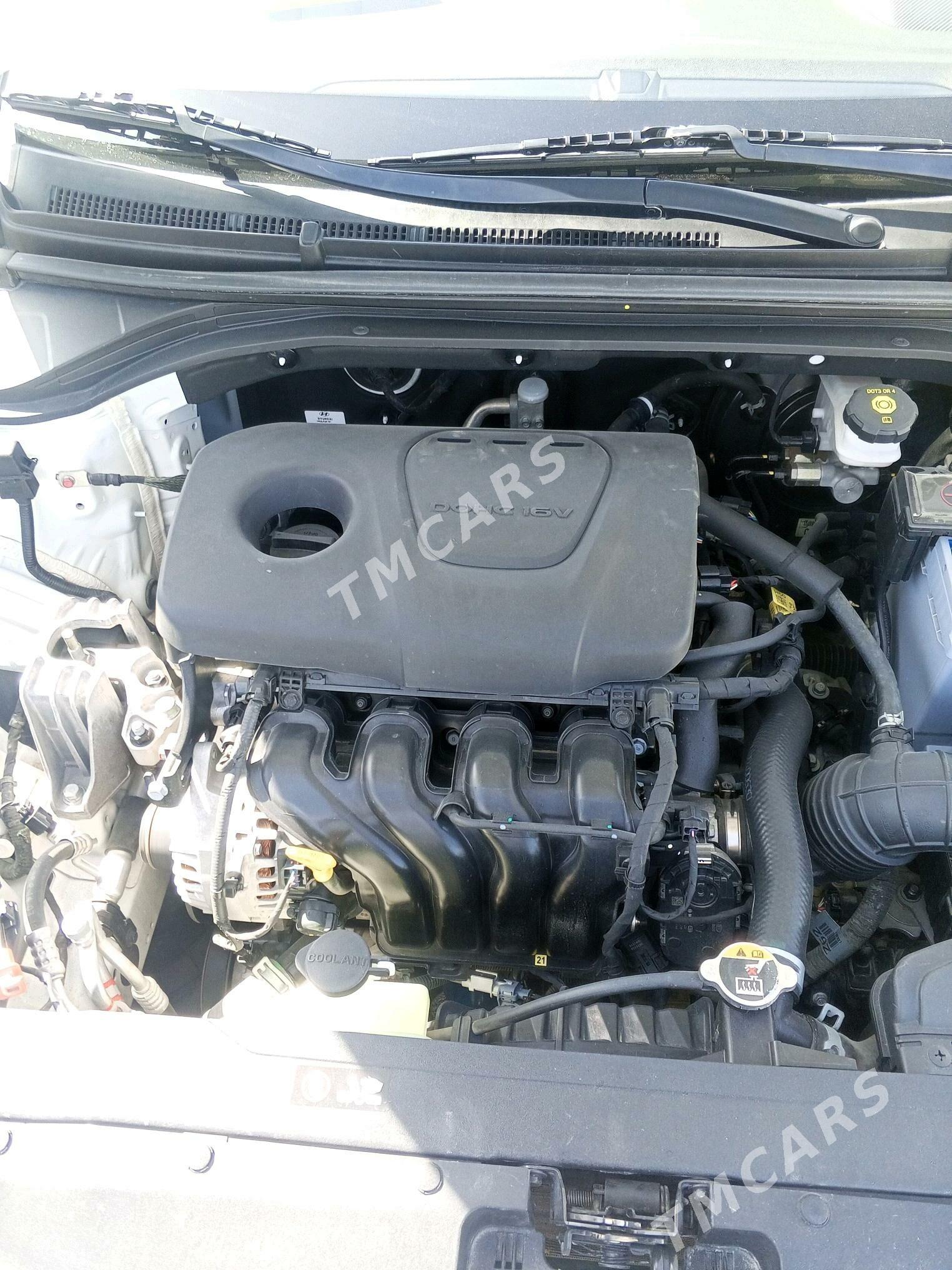 Hyundai Elantra 2019 - 210 000 TMT - Aşgabat - img 9