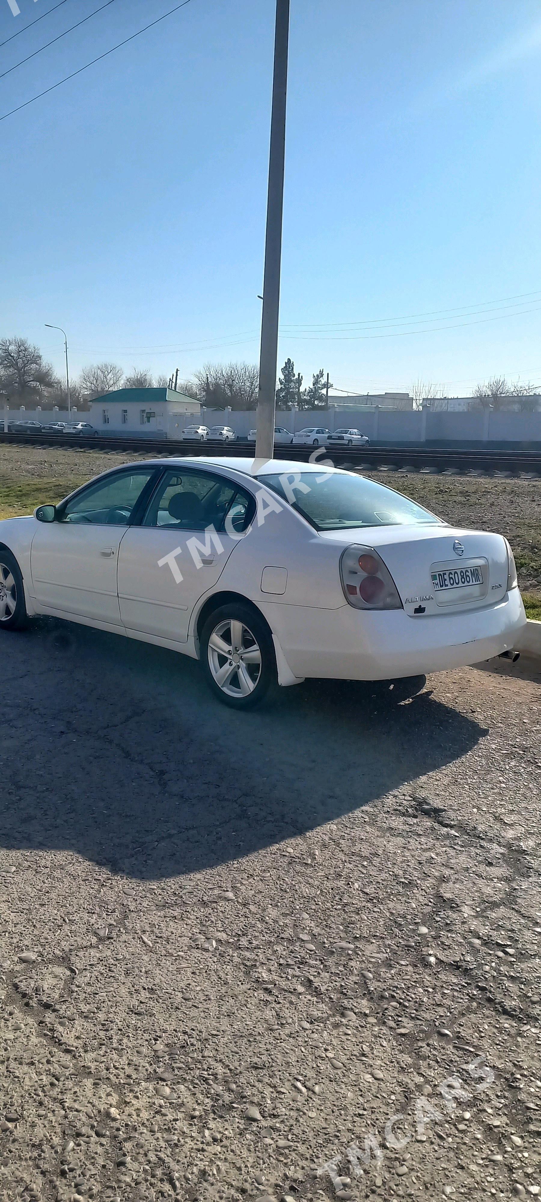 Nissan Altima 2003 - 65 000 TMT - Sakarçäge - img 2