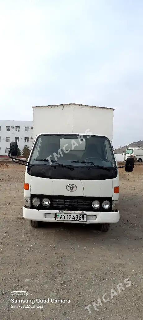 Toyota Dyna 1996 - 70 000 TMT - Türkmenbaşy - img 6