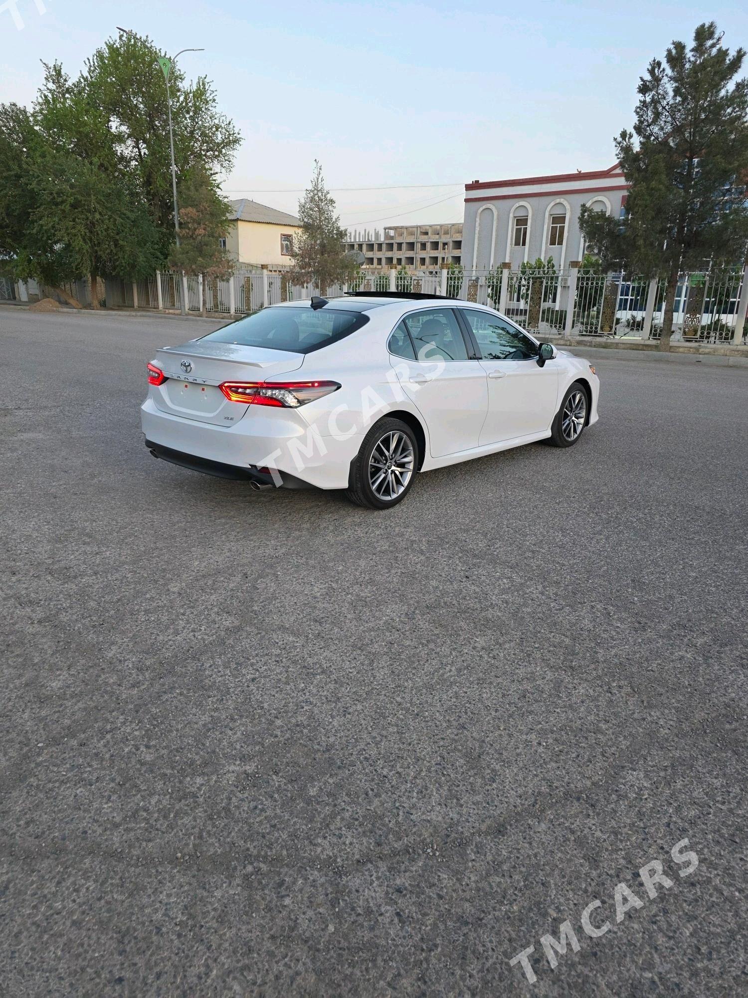 Toyota Camry 2023 - 500 000 TMT - Aşgabat - img 2