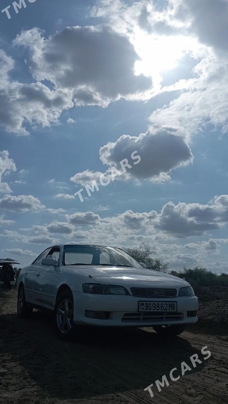 Toyota Mark II 1993 - 42 000 TMT - Baýramaly - img 3