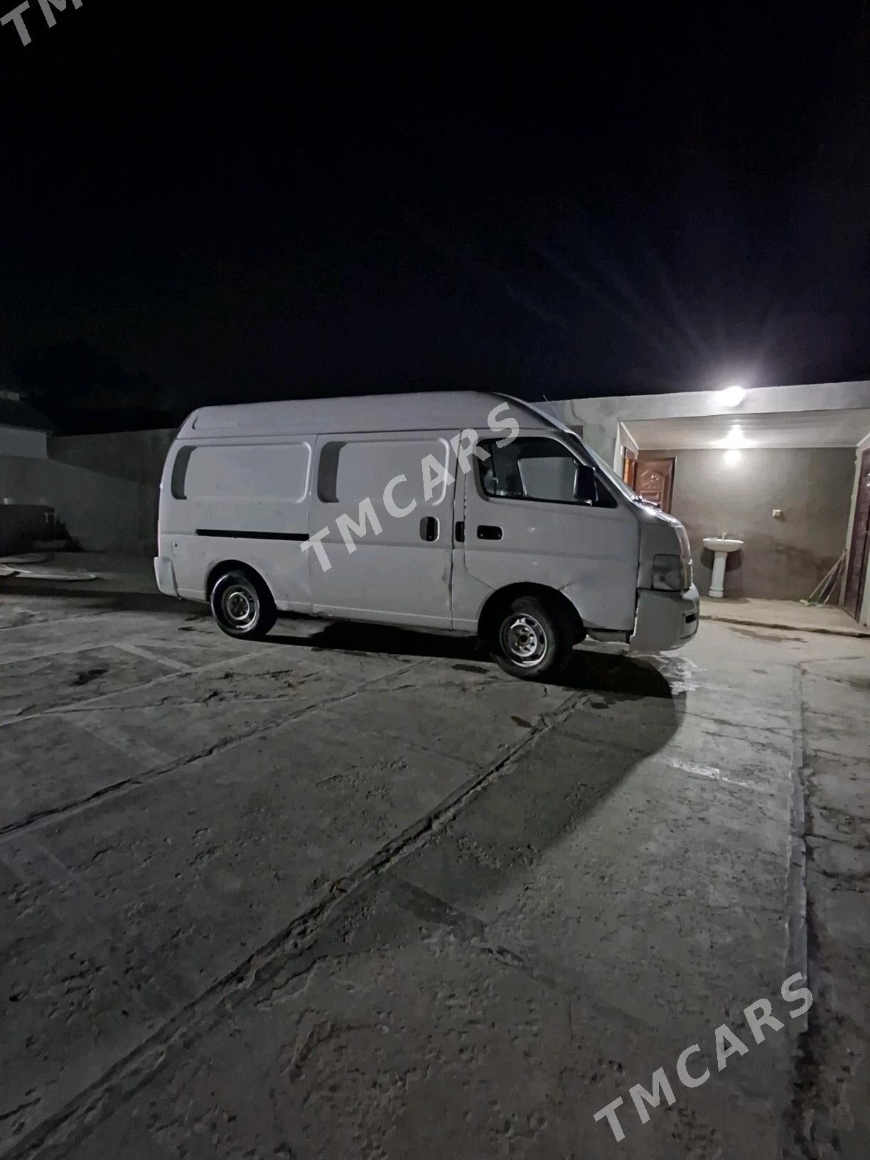Nissan Urvan 2005 - 95 000 TMT - Wekilbazar - img 6