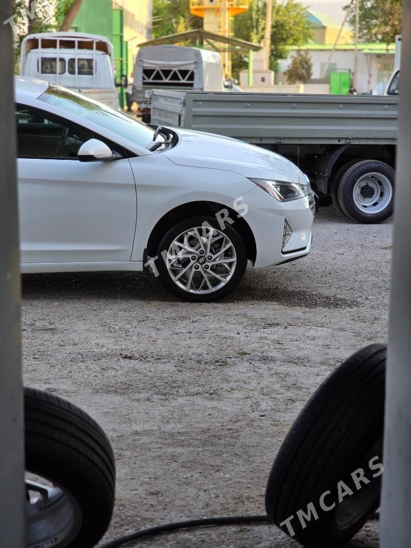Hyundai Elantra 2019 - 240 000 TMT - Aşgabat - img 5