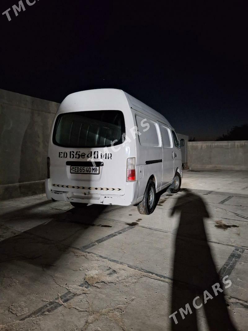 Nissan Urvan 2005 - 95 000 TMT - Wekilbazar - img 5