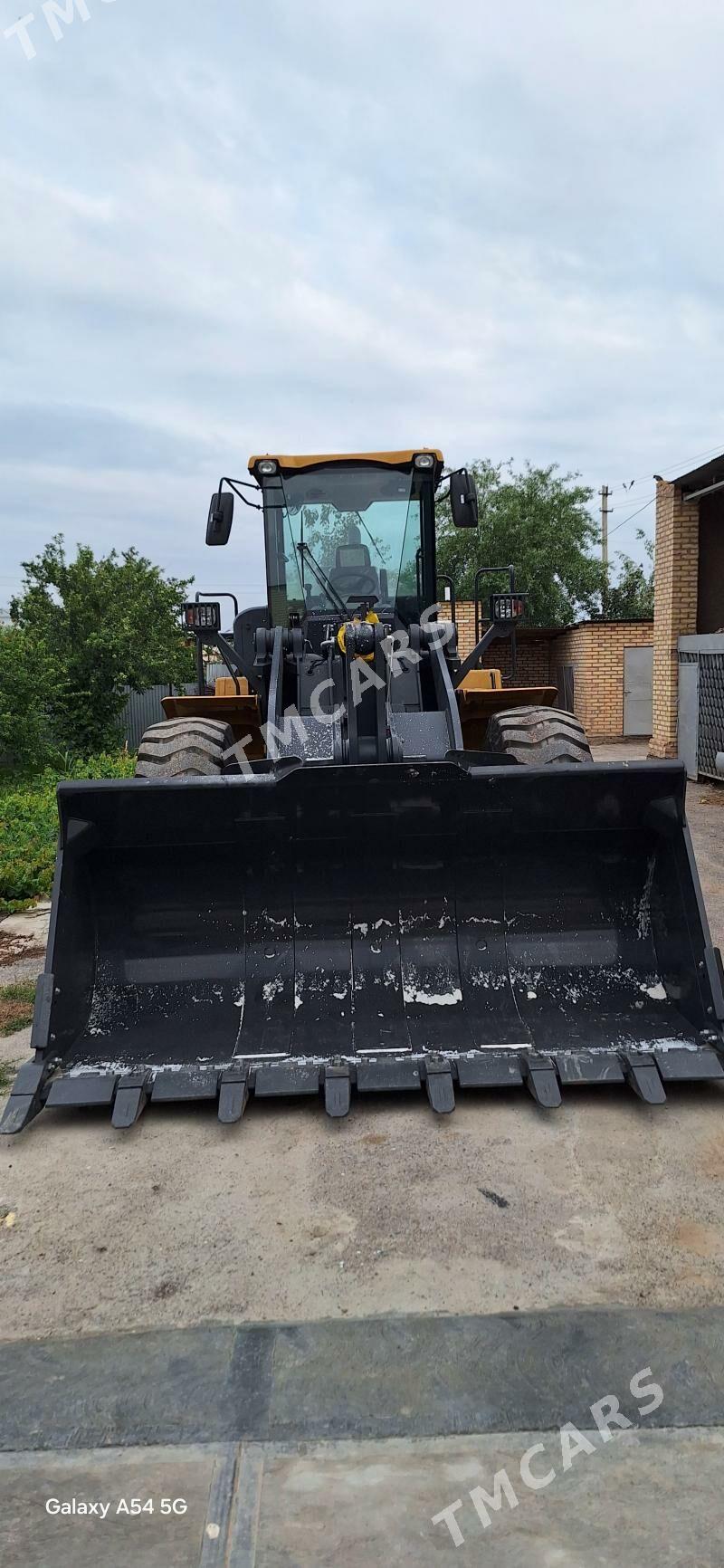 XCMG ZL50 2024 - 1 300 000 TMT - Мары - img 4