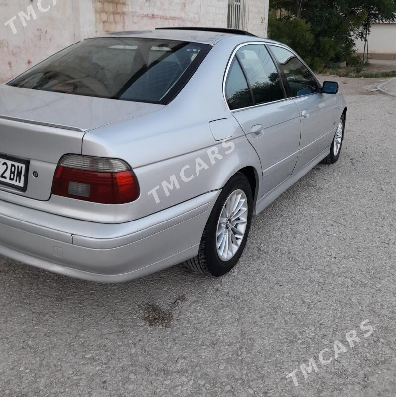 BMW 528 1996 - 107 000 TMT - Балканабат - img 2