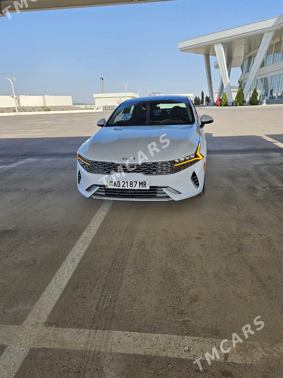 Kia K5 2022 - 335 000 TMT - Байрамали - img 3