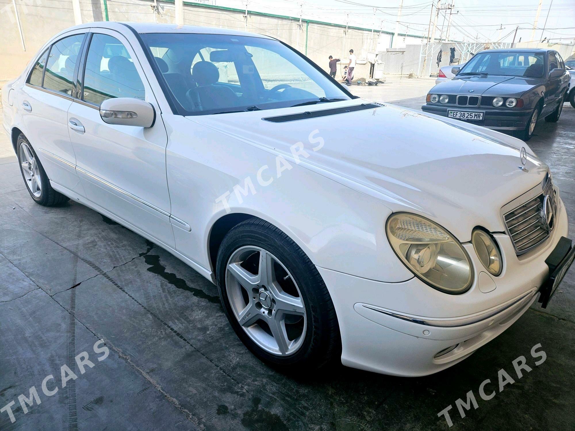 Mercedes-Benz E320 2004 - 130 000 TMT - Мары - img 3