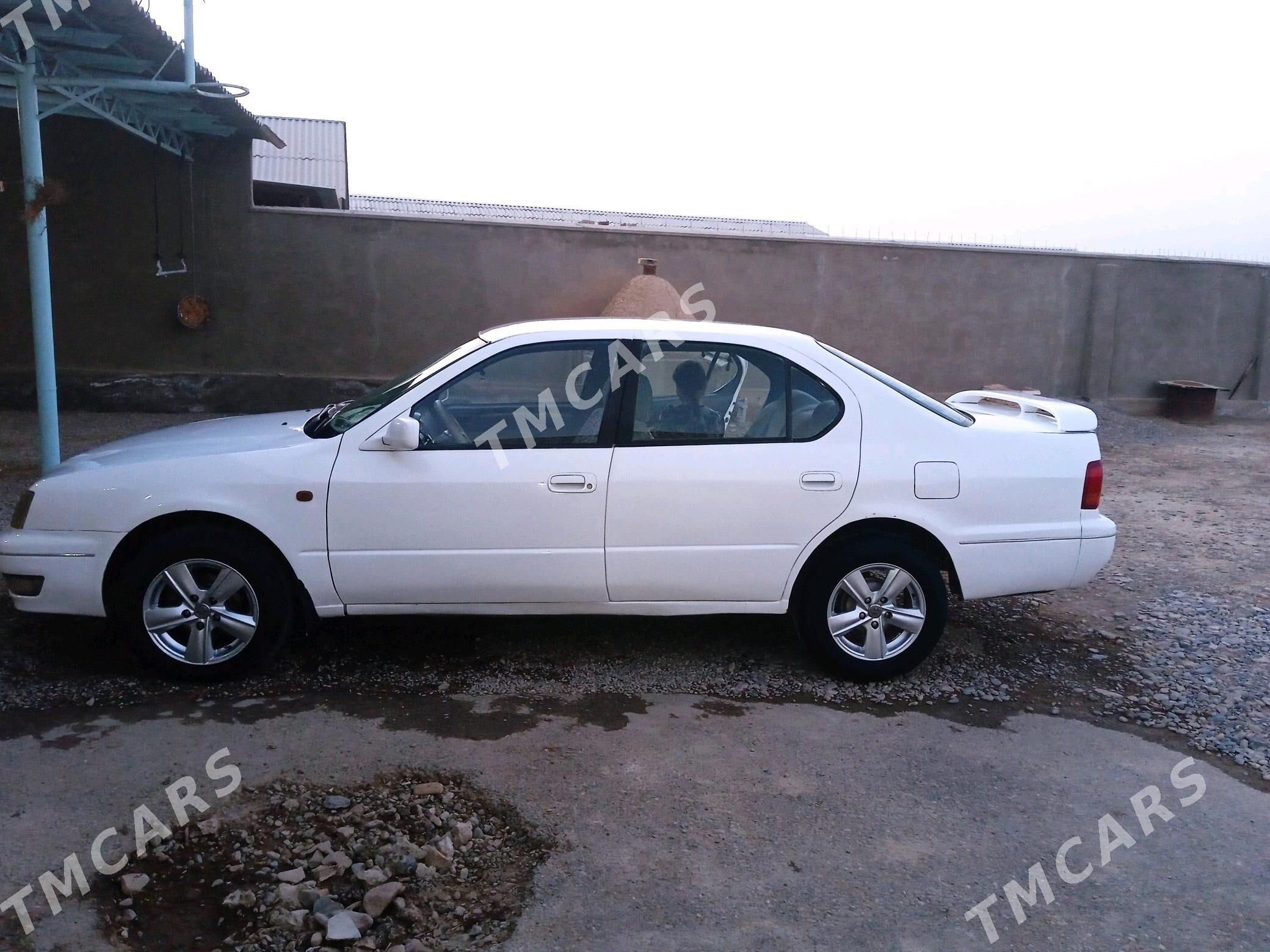 Toyota Camry 1994 - 50 000 TMT - Kaka - img 4