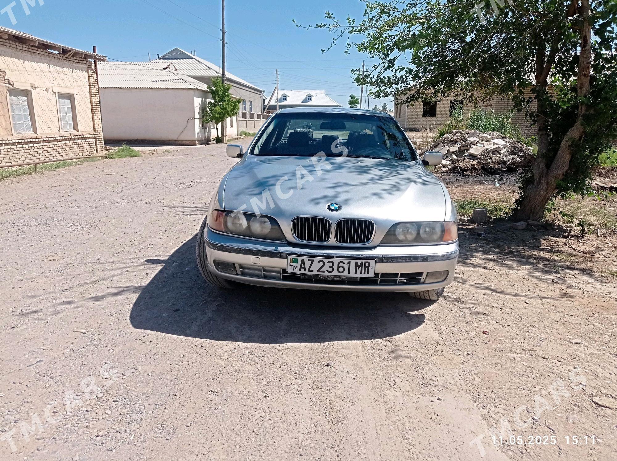 BMW 528 1996 - 67 000 TMT - Байрамали - img 4