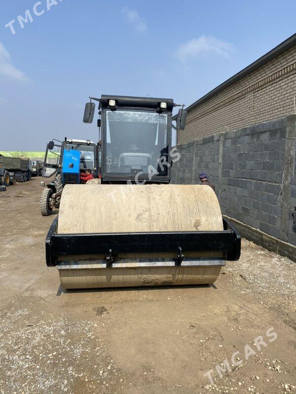JCB ICX 2014 - 600 000 TMT - Бузмеин - img 4