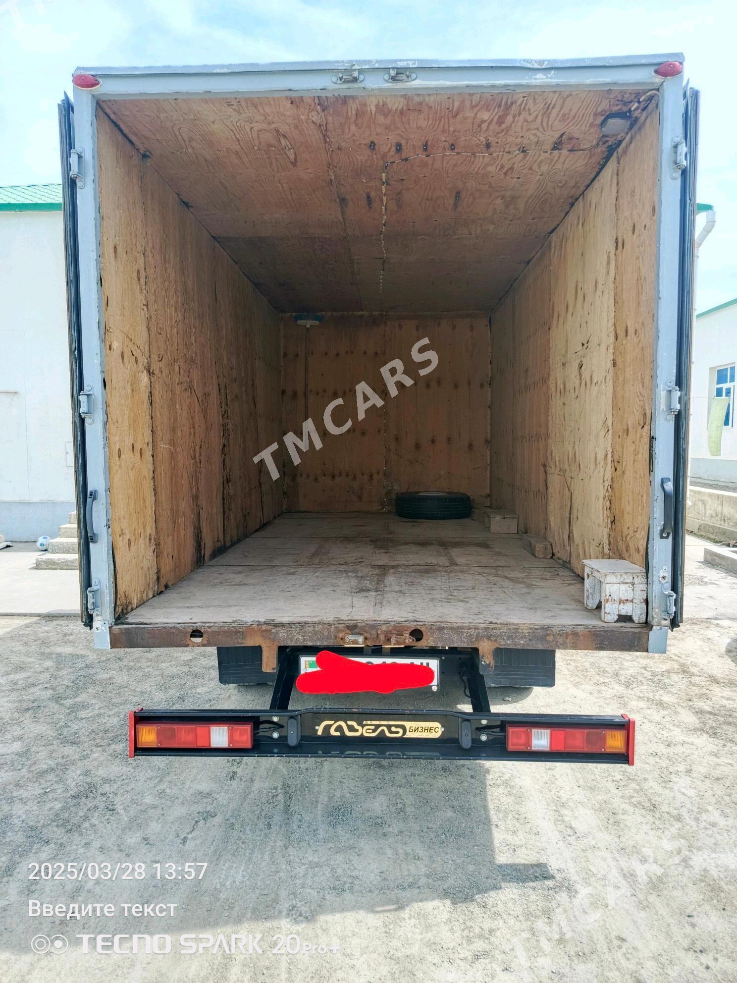 Gaz Gazel 2015 - 250 000 TMT - Бахарден - img 5
