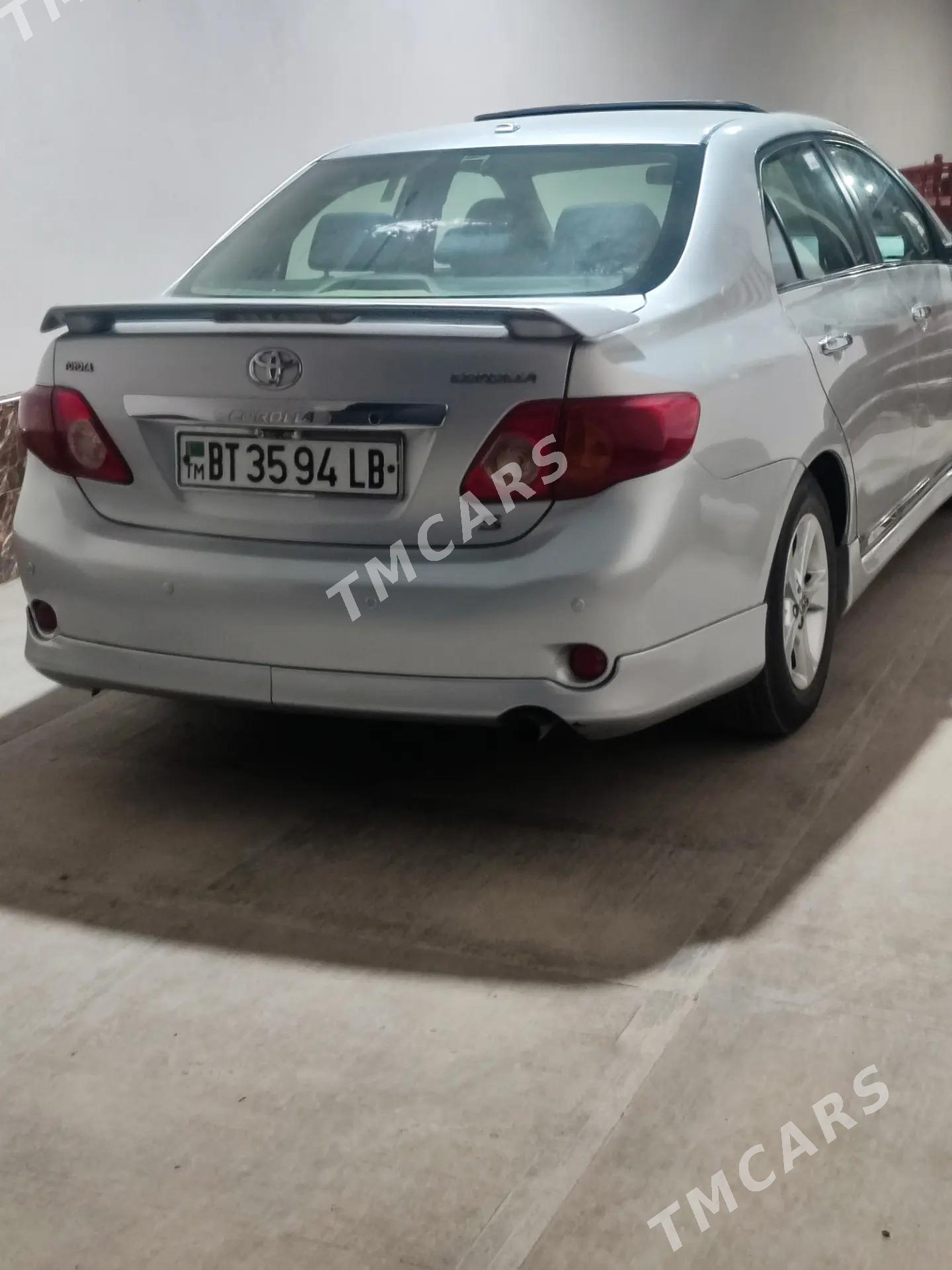 Toyota Corolla 2010 - 137 000 TMT - Туркменабат - img 4