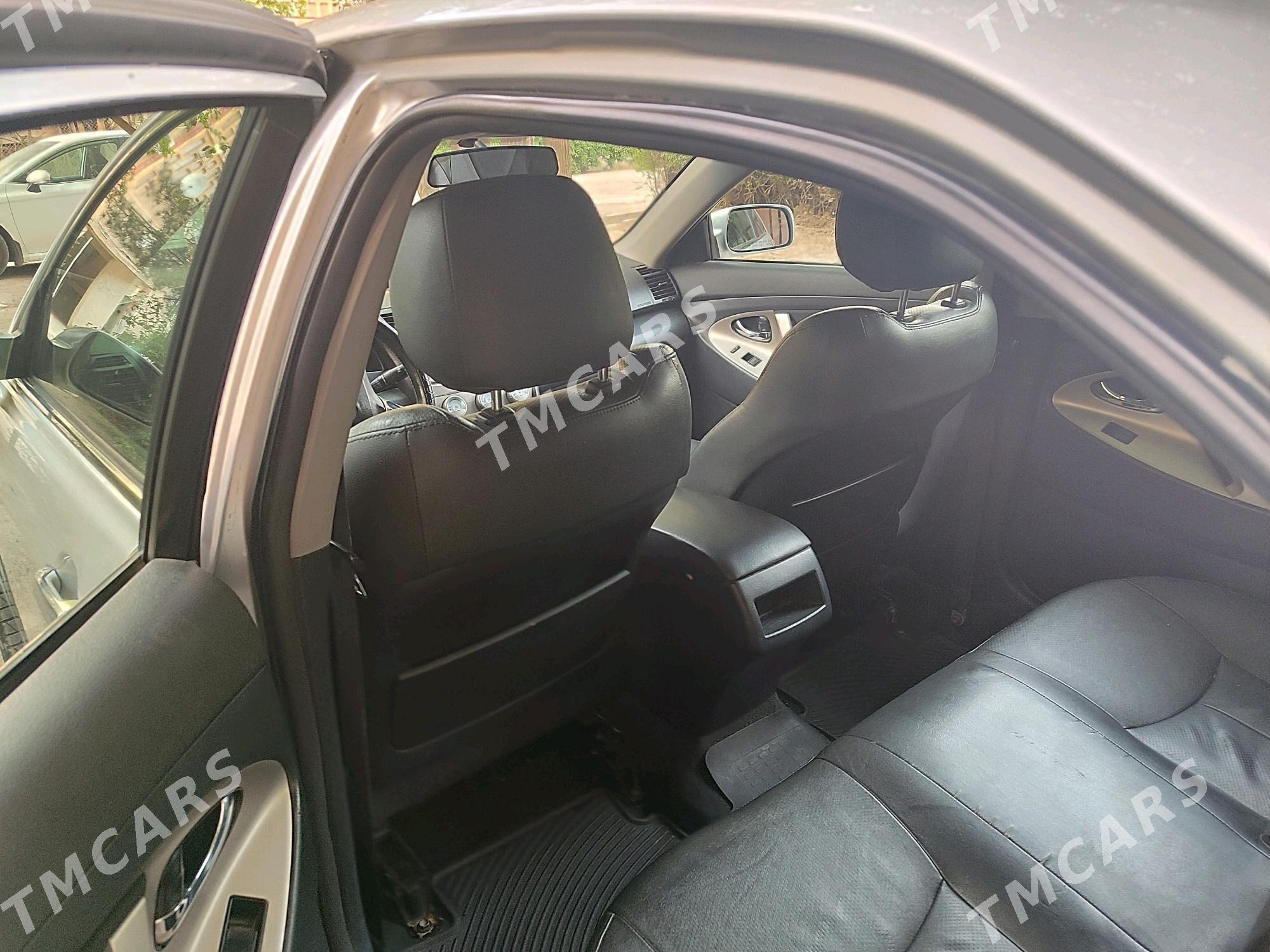 Toyota Camry 2010 - 195 000 TMT - Мары - img 5