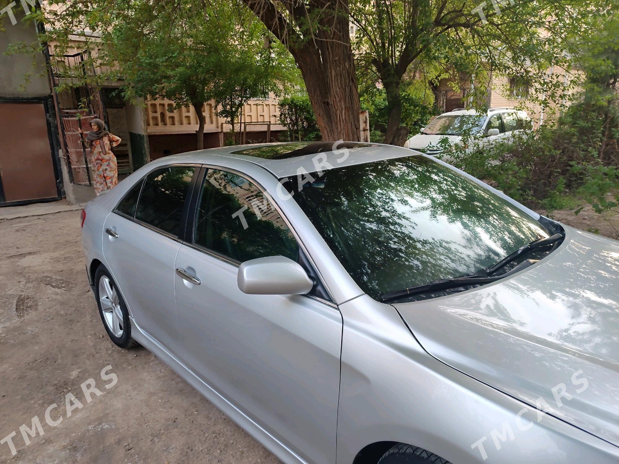 Toyota Camry 2010 - 195 000 TMT - Мары - img 7