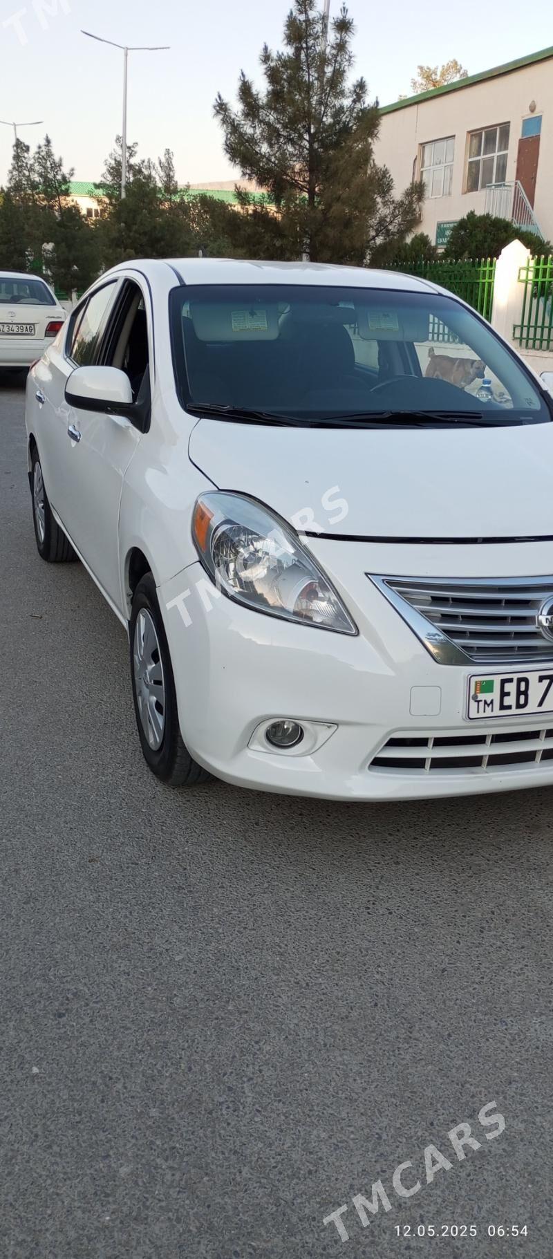 Nissan Versa 2011 - 125 000 TMT - Büzmeýin GRES - img 3