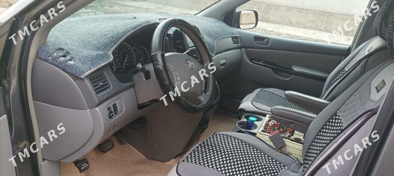 Toyota Sienna 2004 - 220 000 TMT - Койтендаг - img 6