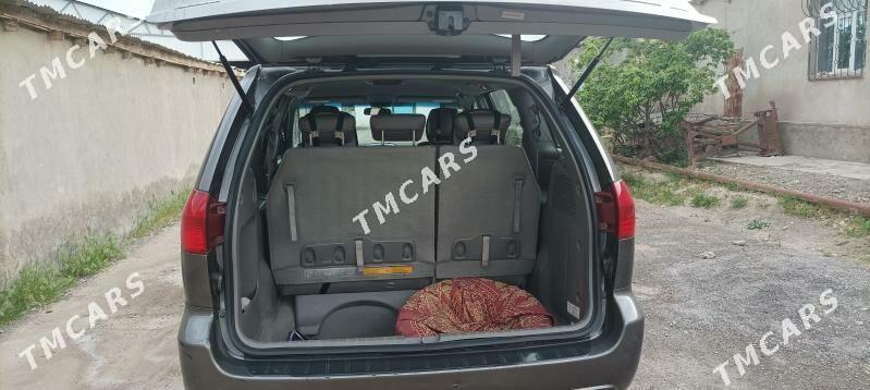 Toyota Sienna 2004 - 220 000 TMT - Койтендаг - img 7