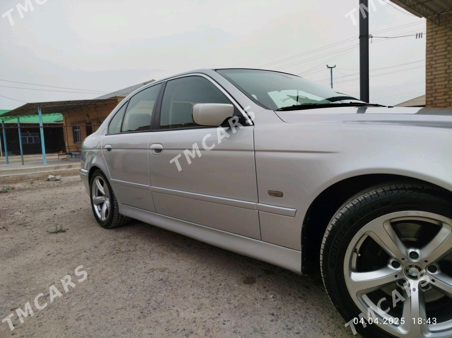 BMW 530 2003 - 105 000 TMT - Kaka - img 2
