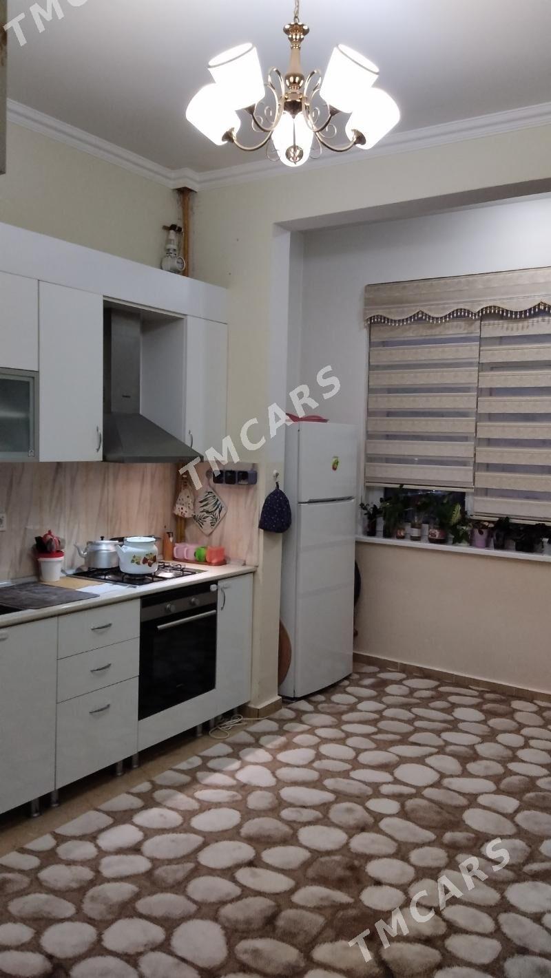 jaý - Gurtly - img 2