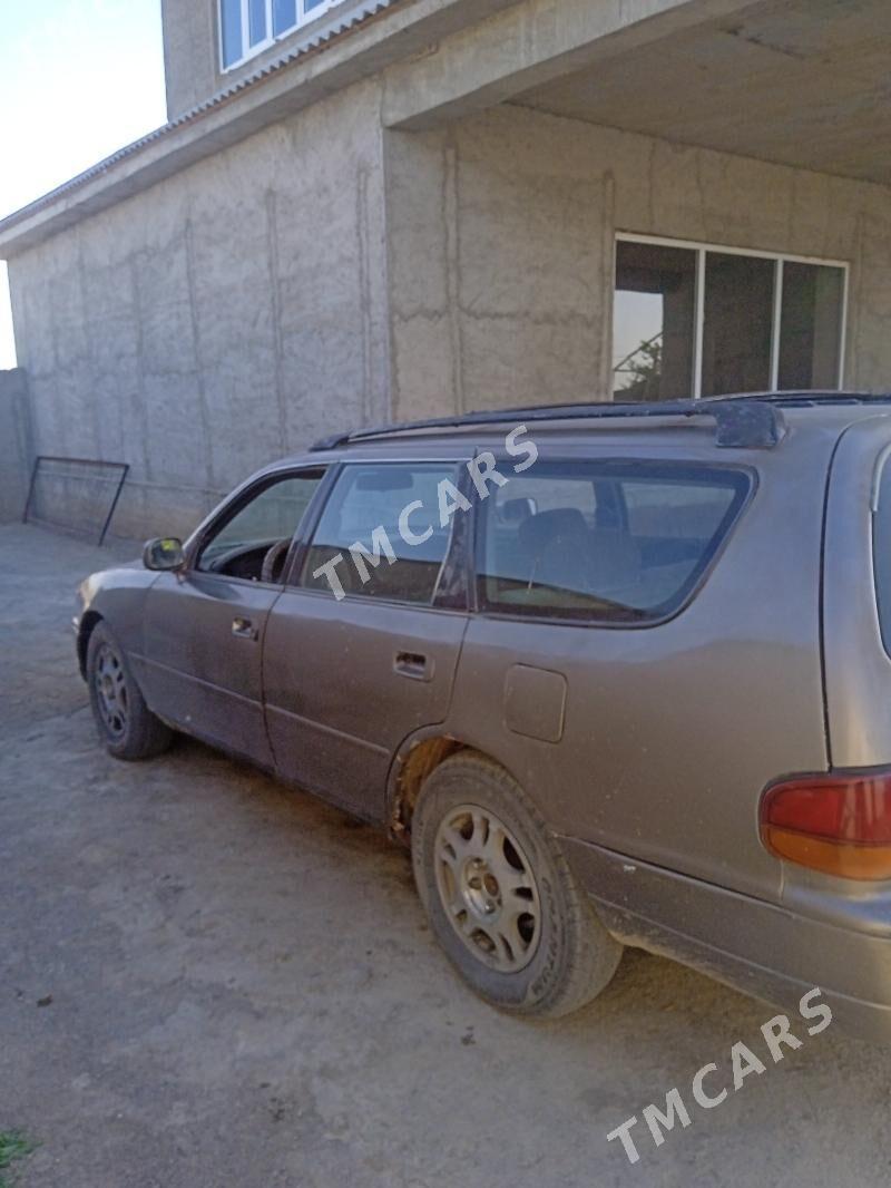 Toyota Camry 1992 - 60 000 TMT - Койтендаг - img 3