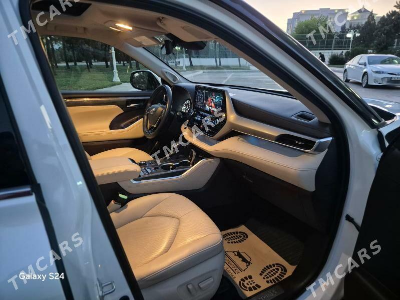 Toyota Highlander 2020 - 825 000 TMT - Aşgabat - img 3