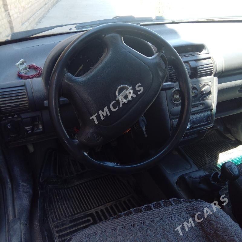 Opel Vita 1996 - 25 000 TMT - Çärjew - img 3