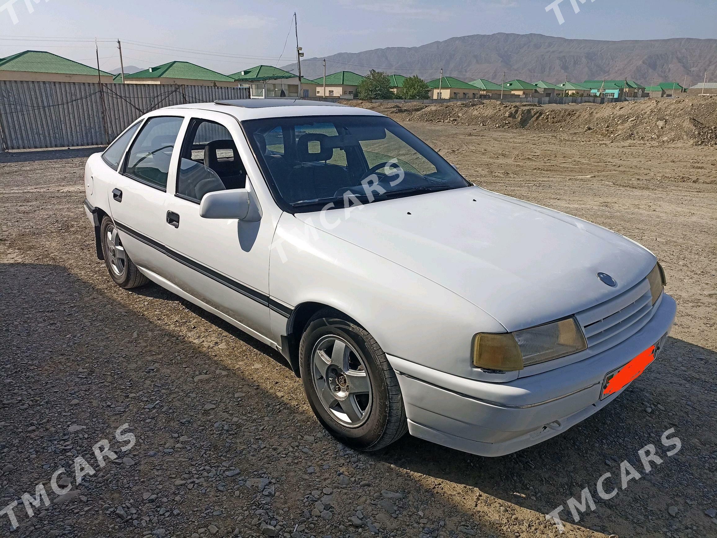 Opel Vectra 1991 - 28 000 TMT - Bäherden - img 4