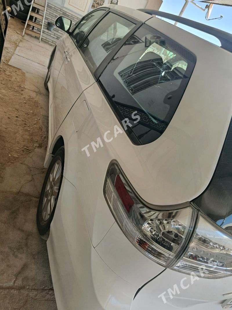 Toyota Sienna 2017 - 360 000 TMT - Мары - img 3