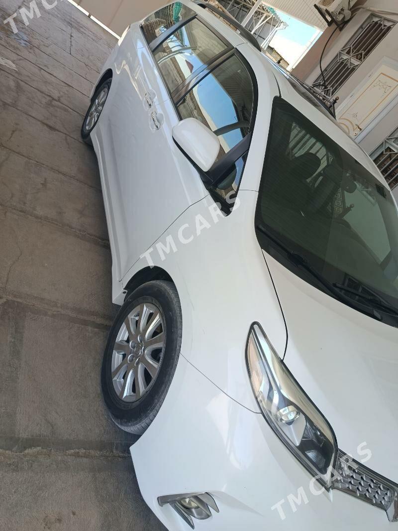 Toyota Sienna 2017 - 360 000 TMT - Мары - img 1