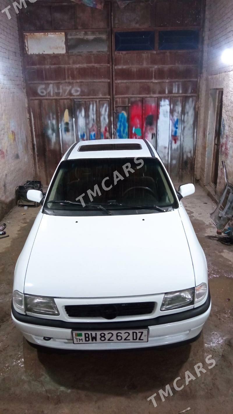 Opel Astra 1993 - 30 000 TMT - Daşoguz - img 4
