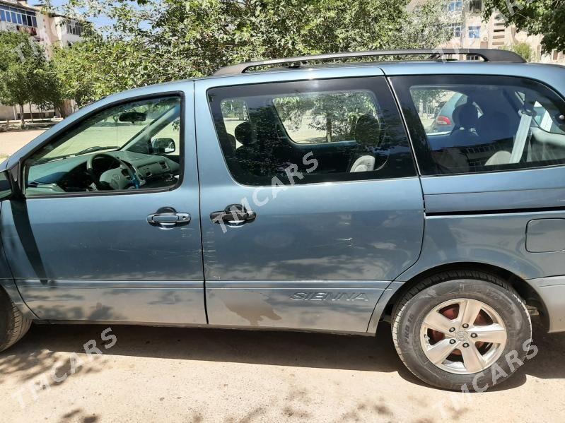 Toyota Sienna 2002 - 150 000 TMT - Türkmenabat - img 7