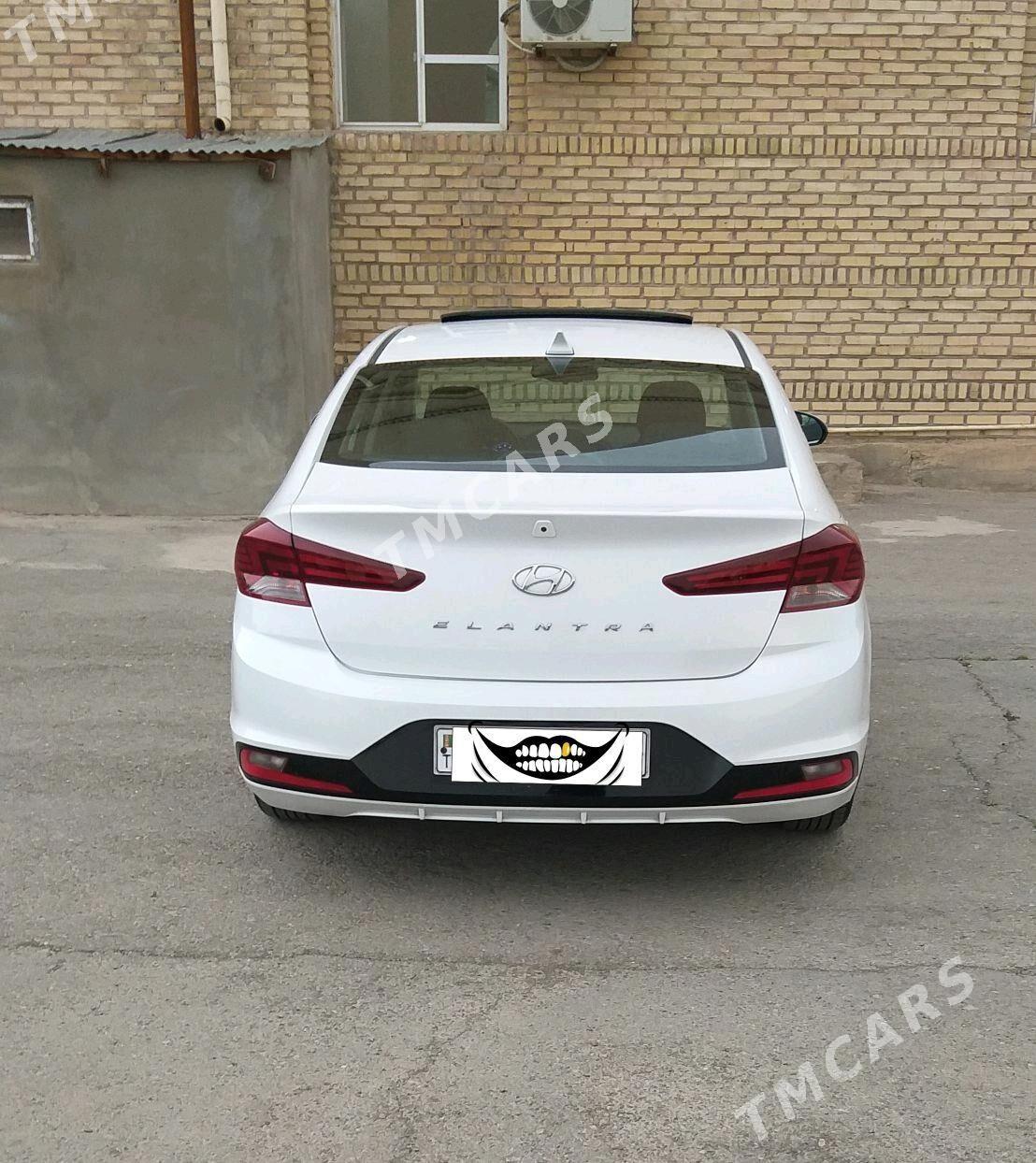 Hyundai Elantra 2020 - 254 000 TMT - Бузмеин - img 2