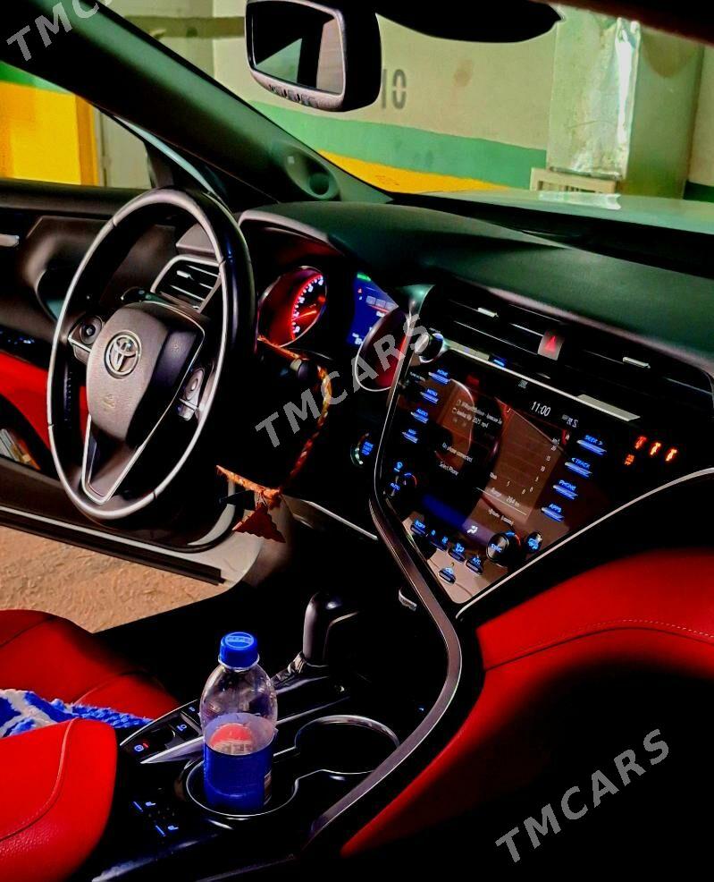 Toyota Camry 2018 - 385 000 TMT - Aşgabat - img 8