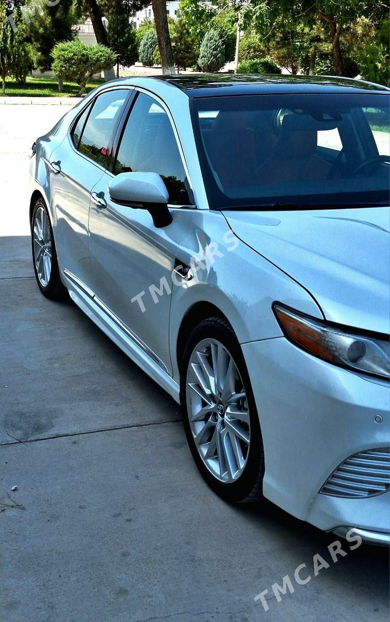 Toyota Camry 2018 - 385 000 TMT - Aşgabat - img 6