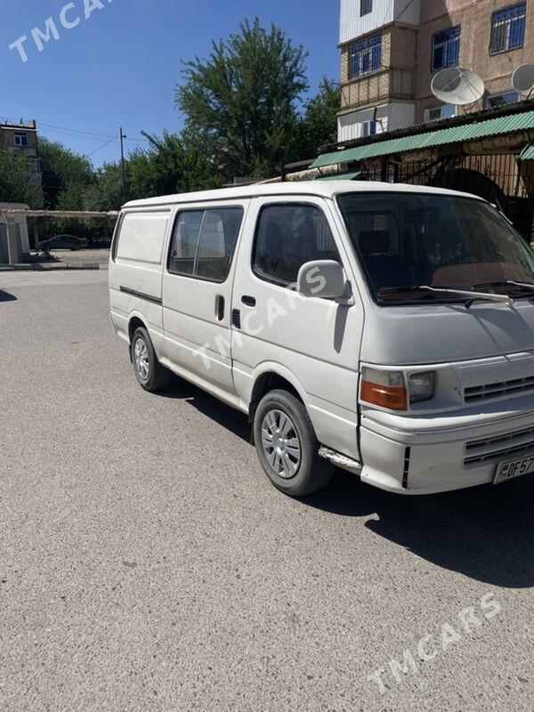 Toyota Hiace 1994 - 70 000 TMT - Мары - img 3