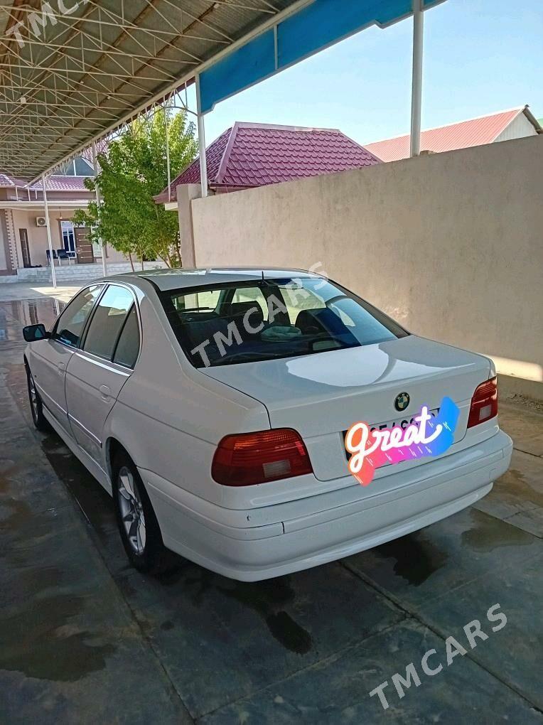 BMW 520 2002 - 88 000 TMT - Türkmengala - img 2