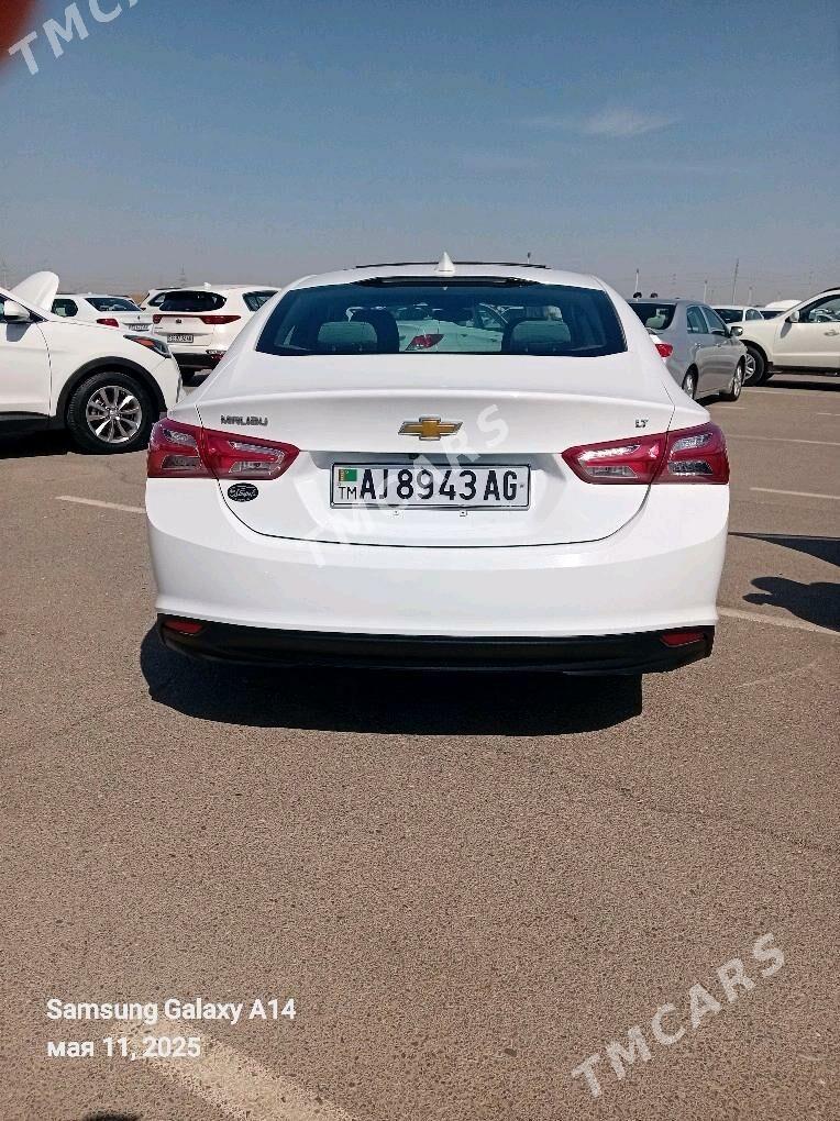 Chevrolet Malibu 2022 - 240 000 TMT - Мир 2 - img 3