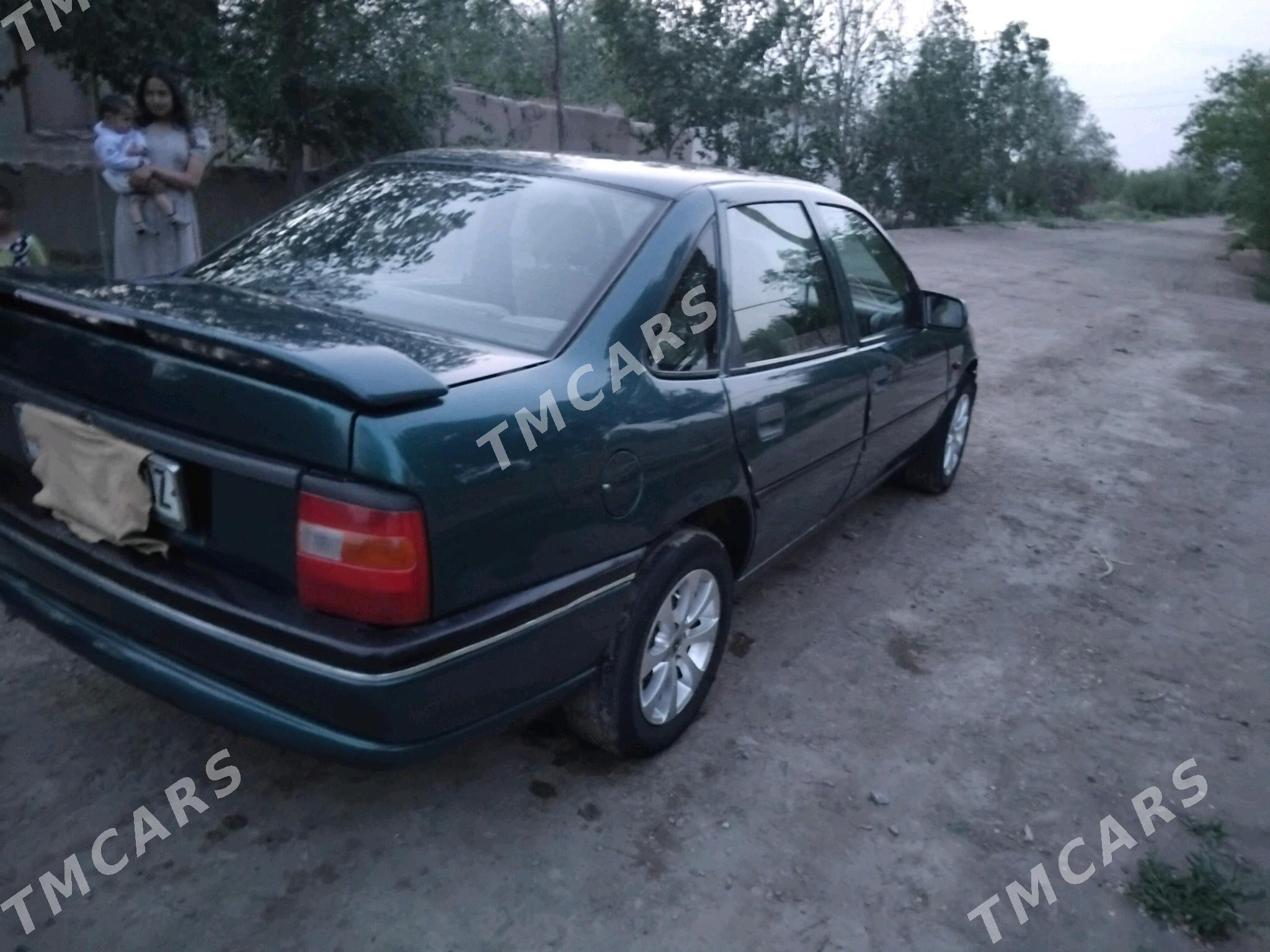 Opel Vectra 1995 - 40 000 TMT - Губадаг - img 9