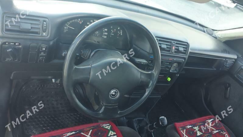 Opel Vectra 1990 - 35 000 TMT - Мары - img 2