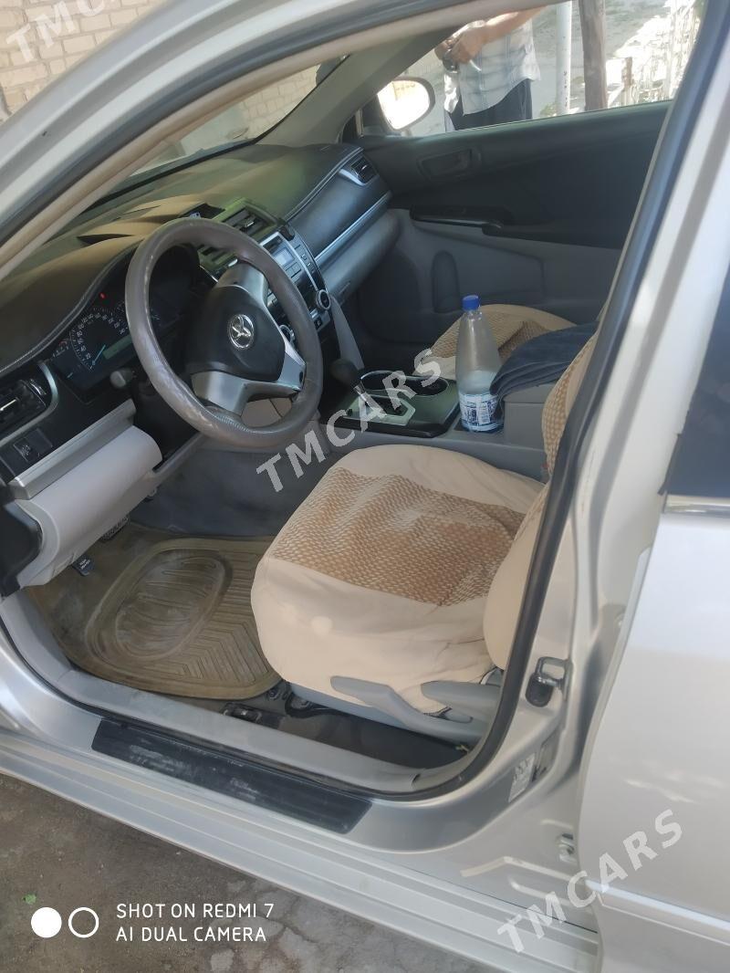 Toyota Camry 2012 - 215 000 TMT - Çärjew - img 2