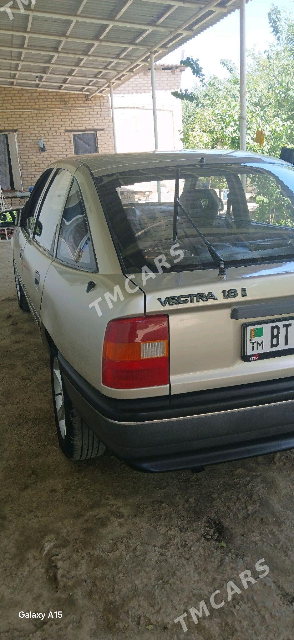 Opel Vectra 1990 - 34 000 TMT - Губадаг - img 5