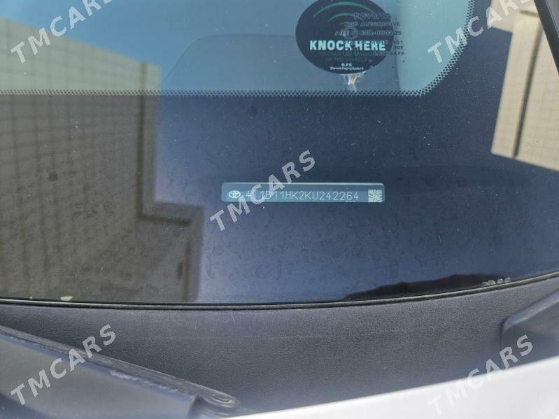 Toyota Camry 2019 - 310 000 TMT - Ашхабад - img 4