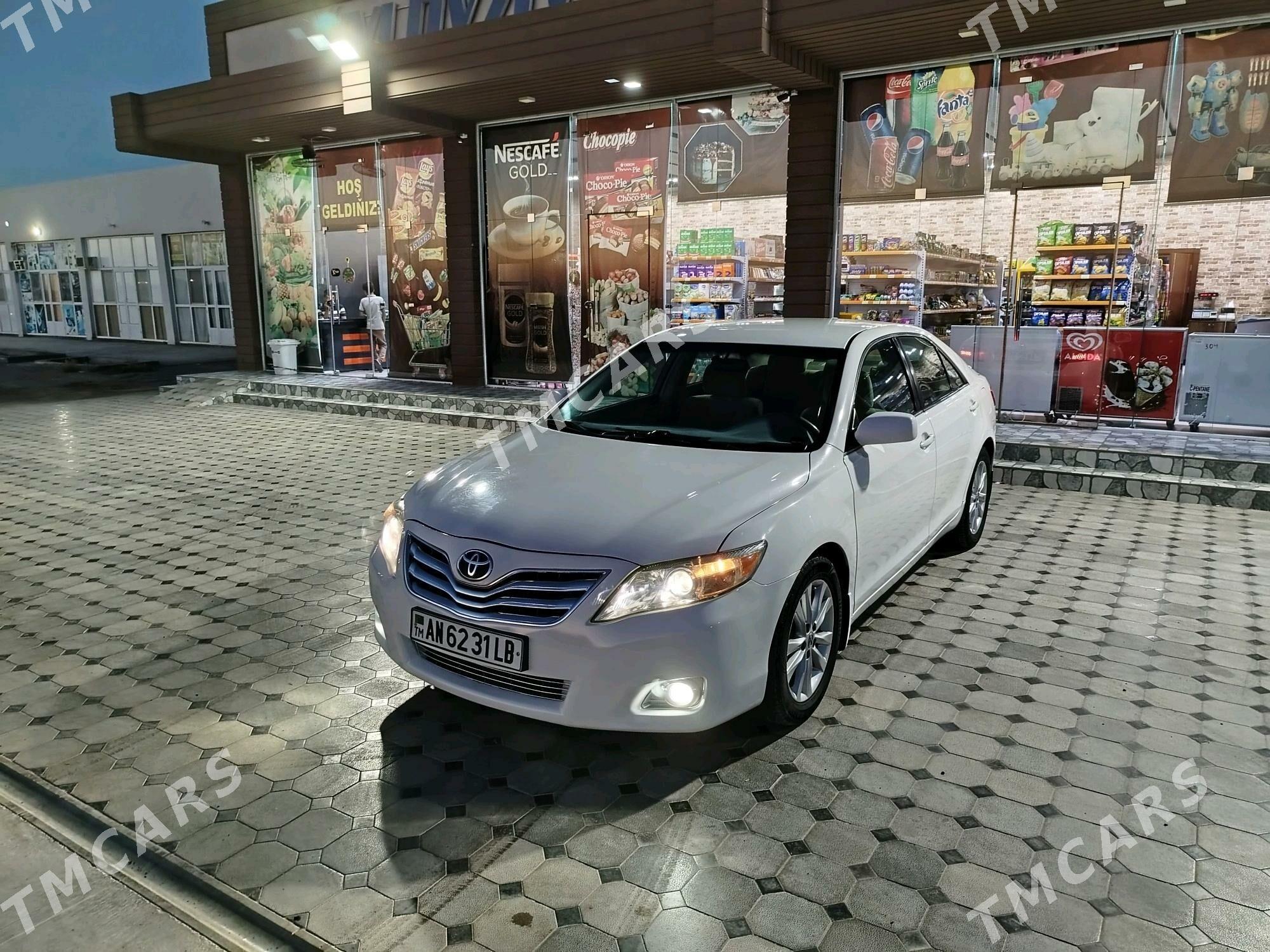 Toyota Camry 2010 - 170 000 TMT - Мары - img 10
