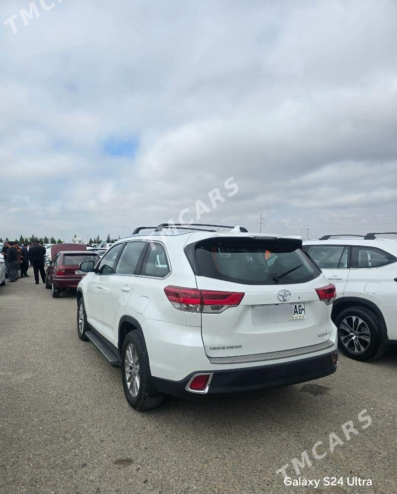 Toyota Highlander 2019 - 450 000 TMT - Мары - img 6