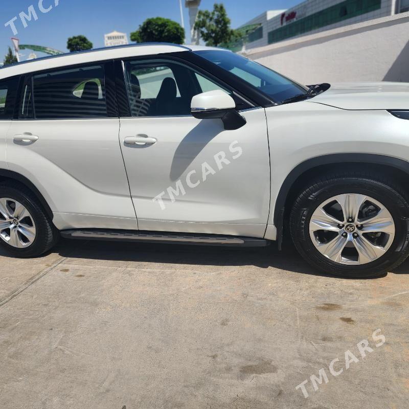 Toyota Highlander 2021 - 590 000 TMT - Ашхабад - img 3