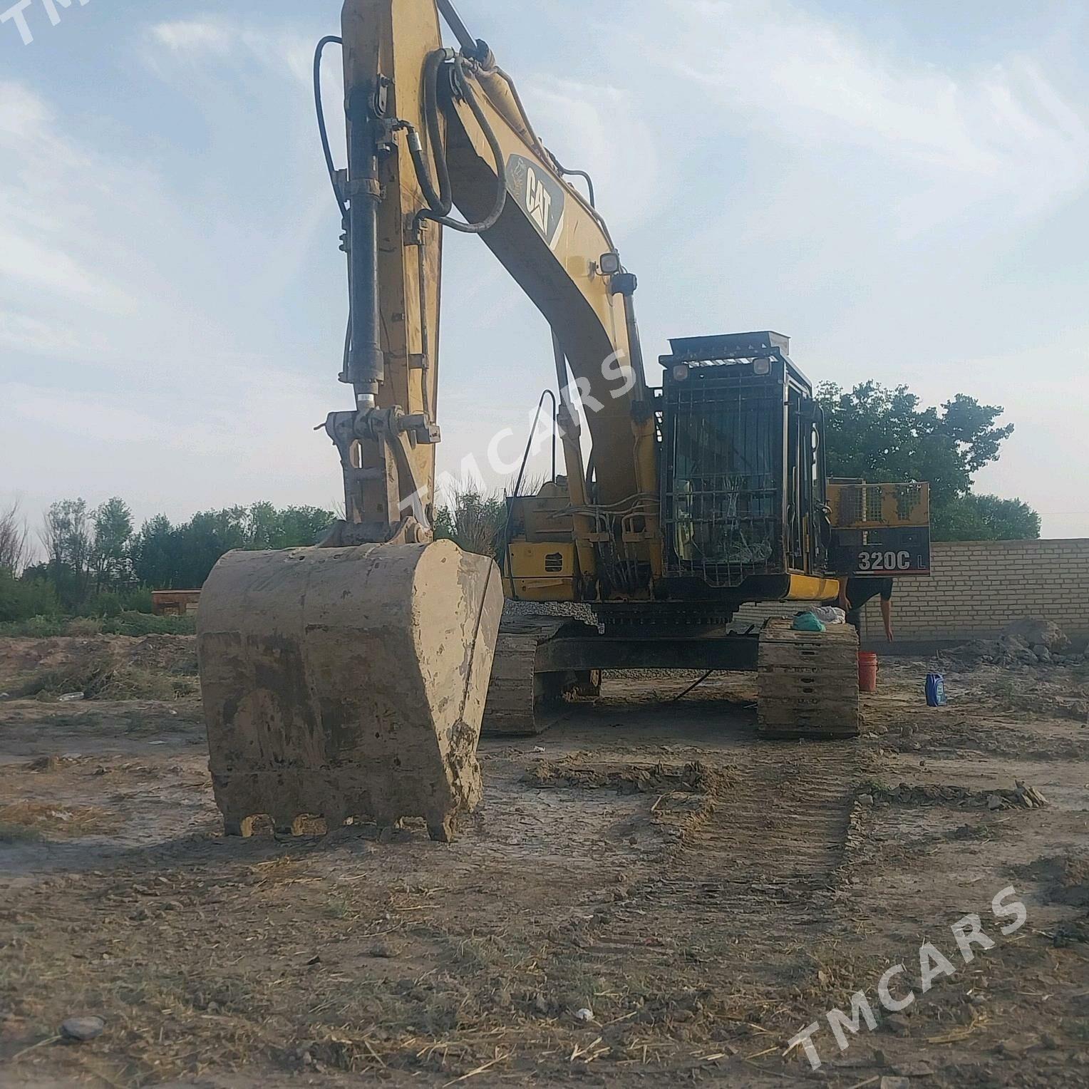 Caterpillar Excavator 2005 - 400 000 TMT - Саят - img 2