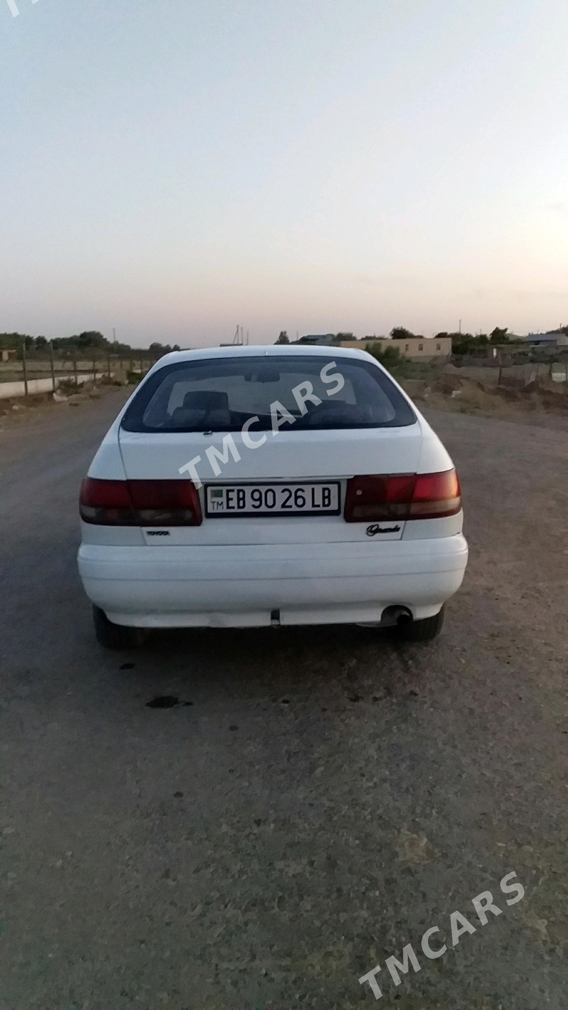Toyota Carina 1994 - 40 000 TMT - Сейди - img 3